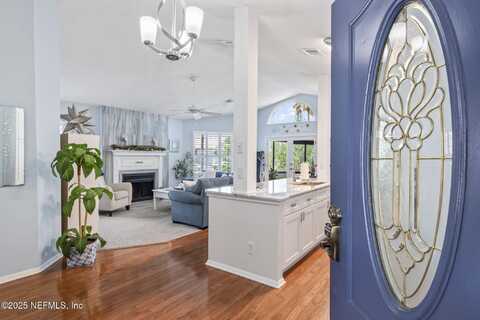 118 GOVERNOR Street unit: 208, Green Cove Springs, FL 32043