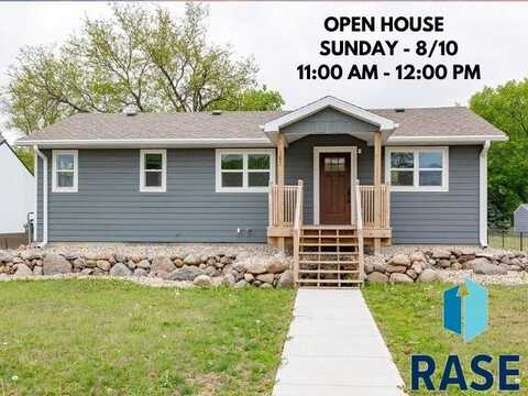 105 W Kluckholm St, Montrose, SD 57048