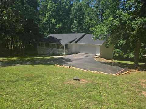 399 Pinebrook Drive, Blairsville, GA 30512