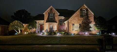 7808 E Broadway Street, Broken Arrow, OK 74014
