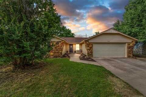 2609 E Galveston Place, Broken Arrow, OK 74014