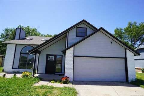 8304 E 124th East Avenue, Owasso, OK 74055