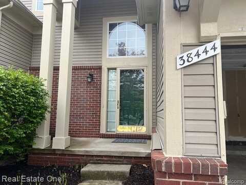 38444 LYNWOOD, Farmington Hills, MI 48331
