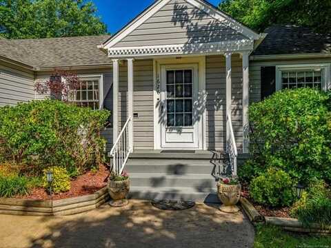 1626 S Dewey Avenue, Bartlesville, OK 74003