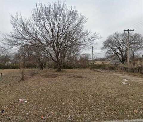 4986 N Trenton Avenue, Tulsa, OK 74126