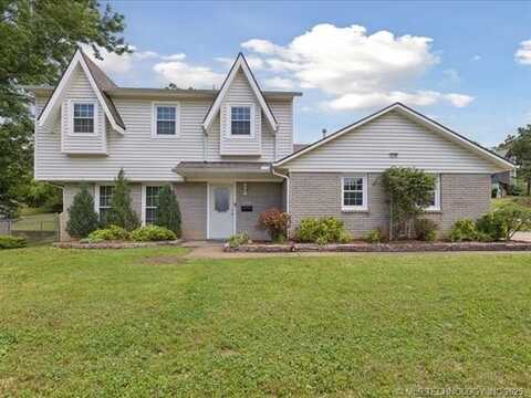 5339 S 32nd West Avenue, Tulsa, OK 74107