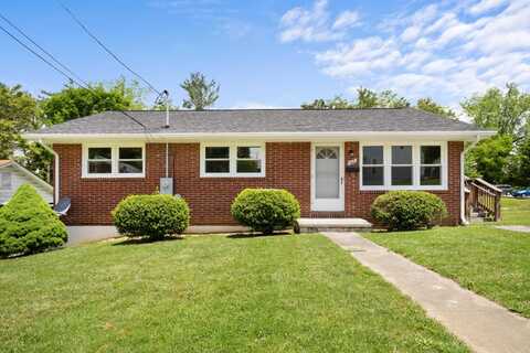 660 Colhoun Street, Christiansburg, VA 24073