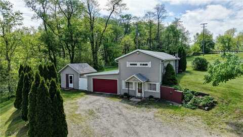 7590 County Road 558, Holmesville, OH 44633