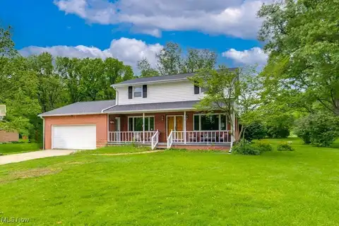 5867 Wiclif Street NE, Canton, OH 44721