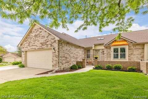 43389 RIVERBEND Boulevard, Clinton Township, MI 48038