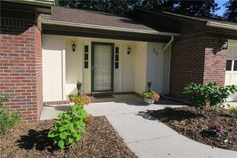 517 Norman Lane, Virginia Beach, VA 23452