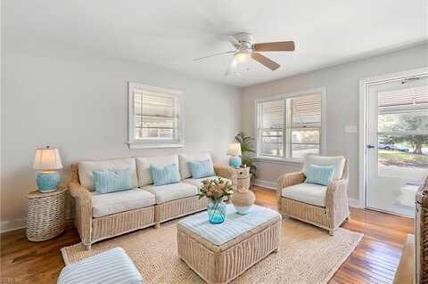 8284 Fernwood Drive, Norfolk, VA 23518