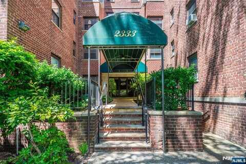 2333 Hudson Terrace A4, Fort Lee, NJ 07024