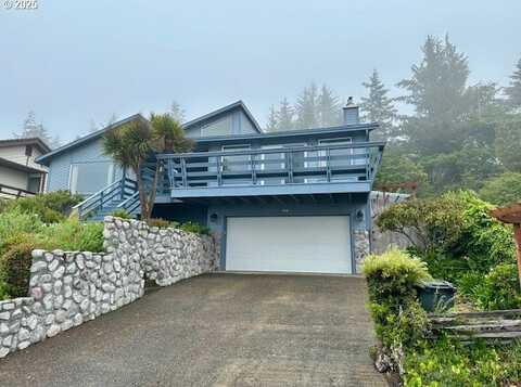 735 Prefontaine, Coos Bay, OR 97420