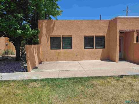 1202 S Sunset Avenue, Roswell, NM 88203