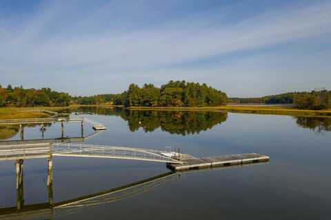6 CULLEN BAY Road, Dover, NH 03820