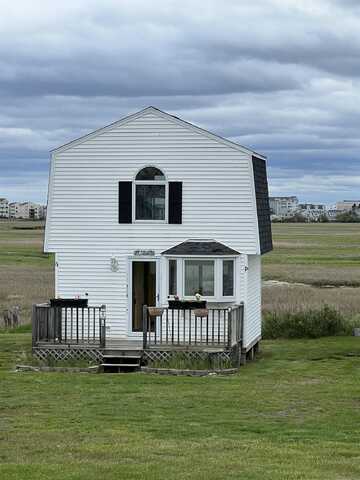 515 Winnacunnet Road, Hampton, NH 03842