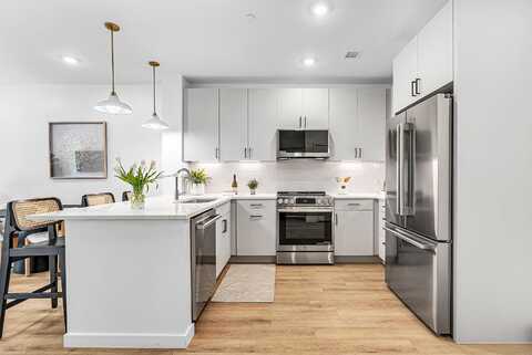 80 Constitution Avenue, Portsmouth, NH 03801