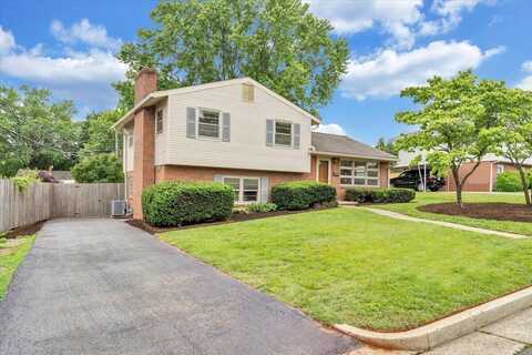 137 Frontier RD NE, Roanoke, VA 24012