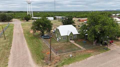 1501 Bishop St, Robert Lee, TX 76945