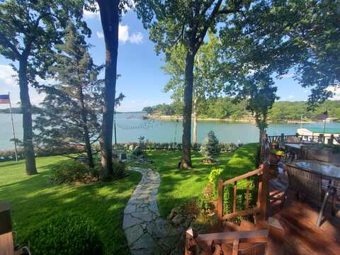 809 Ackerman Road, Eucha, OK 74342