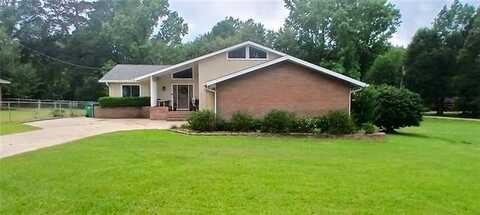1702 LOUIS Lane, Bogalusa, LA 70427