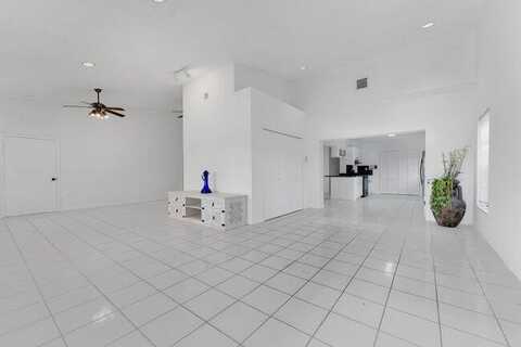3682 W 2 Avenue, Hialeah, FL 33012