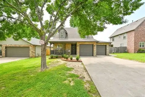 5144 S 34th West Avenue, Tulsa, OK 74107