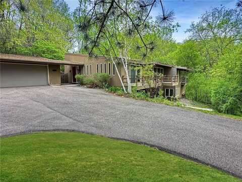 7201 Schey Drive, Edina, MN 55439