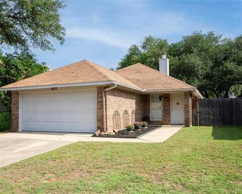 8713 Sabinas Trail, Fort Worth, TX 76118