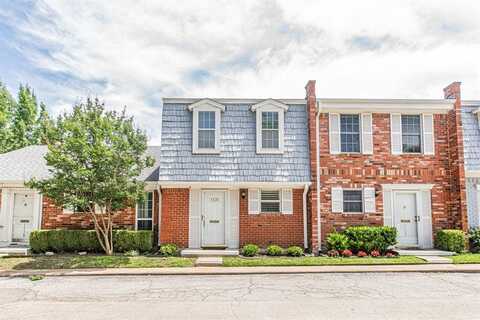 1131 Roaring Springs Road, Fort Worth, TX 76114