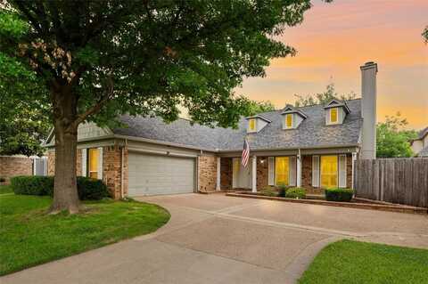 3428 Glade Creek Drive, Hurst, TX 76054