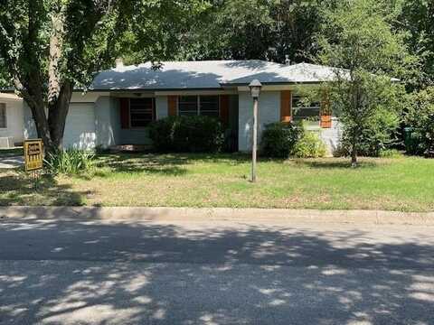3304 Avon Drive, Denton, TX 76209