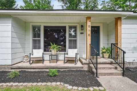 916 Carondolet Court, River Oaks, TX 76114
