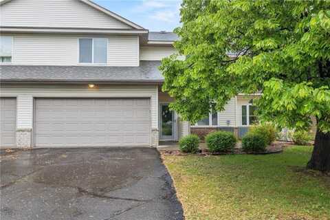 1226 Crystal Place E, Chaska, MN 55318