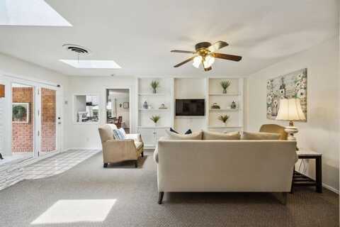 4309 Bilglade Road, Fort Worth, TX 76109