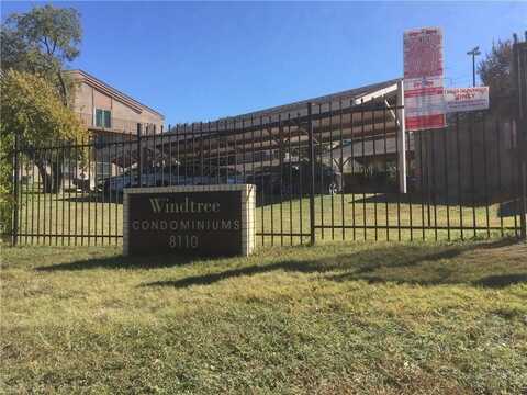 8110 Skillman Street, Dallas, TX 75231