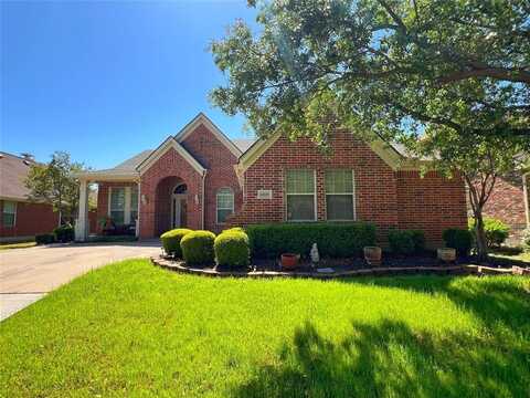 6869 Cape Cod Drive, Grand Prairie, TX 75054