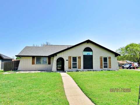 1700 Hendrick Drive, Plano, TX 75074