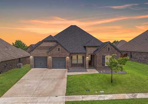 702 La Paloma Road, Sanger, TX 76266