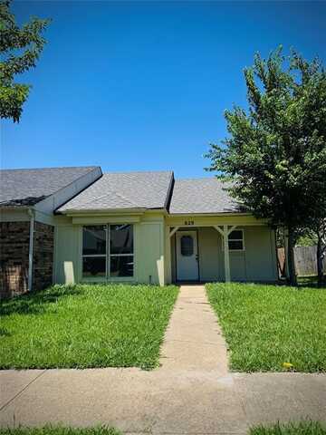 829 Denmark Drive, Mesquite, TX 75149