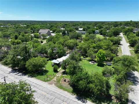 412 414 416 N Cedar Street, Hico, TX 76457