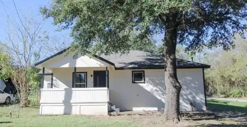 307 N Wilson Street, Kaufman, TX 75142