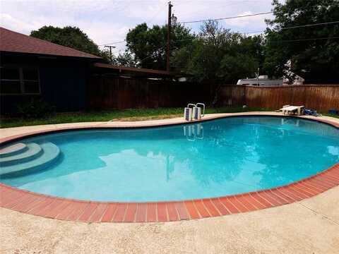 530 Parkview Lane, Richardson, TX 75080