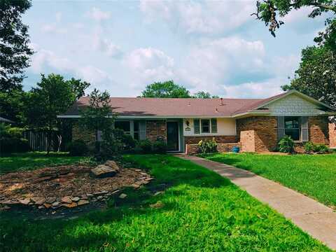 530 Parkview Lane, Richardson, TX 75080