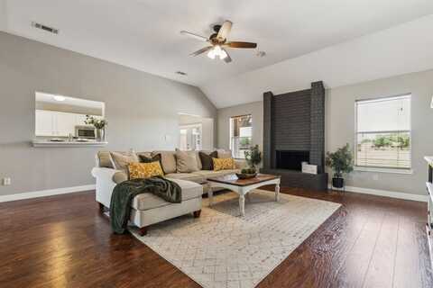 830 Cross Timbers Drive, Lowry Crossing, TX 75069