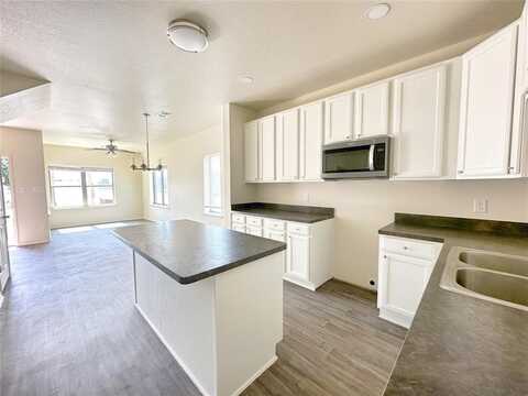 1705 St Louis Avenue, Fort Worth, TX 76110