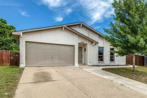 1336 Whittenburg Drive, Fort Worth, TX 76134
