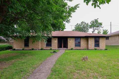 6519 Club Wood, Dallas, TX 75237