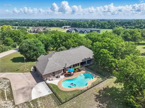 104 E Hidden Meadow Court, Cresson, TX 76035